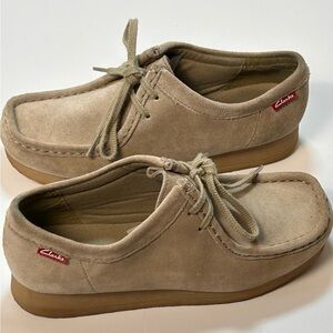 Clarks Tan Suede Casual Shoes The Wallabees size 6.5